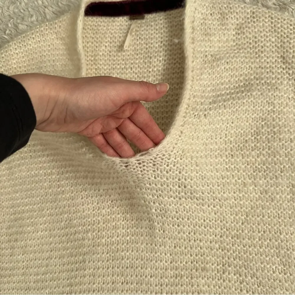 Free People Ivory V-Neck Sweater cotton alpaca blend